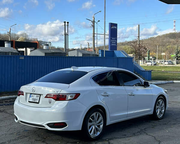 Акура ІЛХ 2017 у Полтаві на Automoto.ua Білий Акура ІЛХ, об'ємом двигуна 2.36 л та пробігом 124 тис. км за 14500 $, фото 6 на Automoto.ua