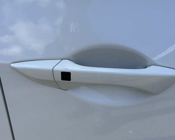 Акура ІЛХ 2017 у Полтаві на Automoto.ua Білий Акура ІЛХ, об'ємом двигуна 2.36 л та пробігом 124 тис. км за 14500 $, фото 33 на Automoto.ua