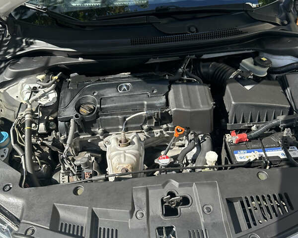 Білий Акура ІЛХ, об'ємом двигуна 2.36 л та пробігом 75 тис. км за 15900 $, фото 12 на Automoto.ua