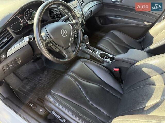 Білий Акура ІЛХ, об'ємом двигуна 2.36 л та пробігом 100 тис. км за 15000 $, фото 11 на Automoto.ua