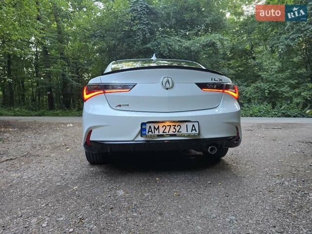 Білий Акура ІЛХ, об'ємом двигуна 2.36 л та пробігом 115 тис. км за 17500 $, фото 17 на Automoto.ua