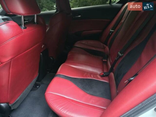 Білий Акура ІЛХ, об'ємом двигуна 2.36 л та пробігом 115 тис. км за 17500 $, фото 27 на Automoto.ua