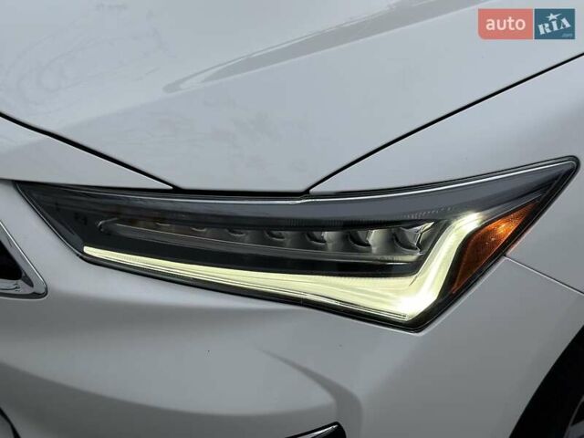 Белый Акура ИЛХ, объемом двигателя 2.36 л и пробегом 16 тыс. км за 18700 $, фото 4 на Automoto.ua