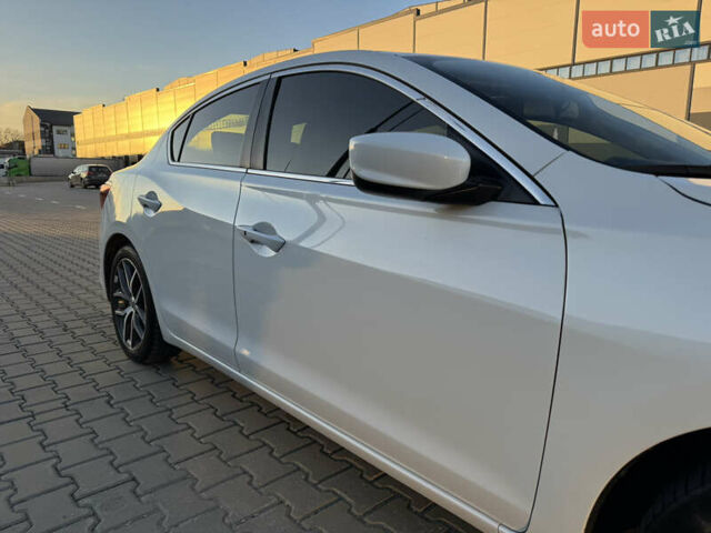 Белый Акура ИЛХ, объемом двигателя 2.35 л и пробегом 56 тыс. км за 14250 $, фото 17 на Automoto.ua