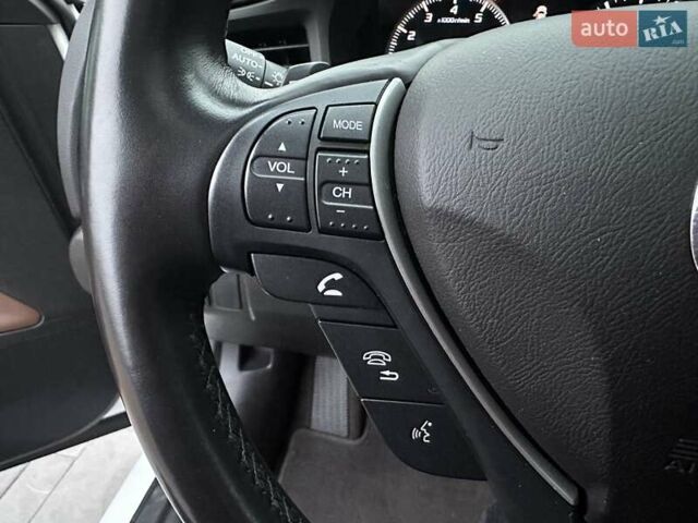 Белый Акура ИЛХ, объемом двигателя 2.36 л и пробегом 16 тыс. км за 18700 $, фото 23 на Automoto.ua