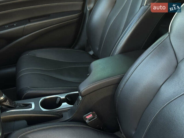 Белый Акура ИЛХ, объемом двигателя 2.35 л и пробегом 56 тыс. км за 14250 $, фото 42 на Automoto.ua