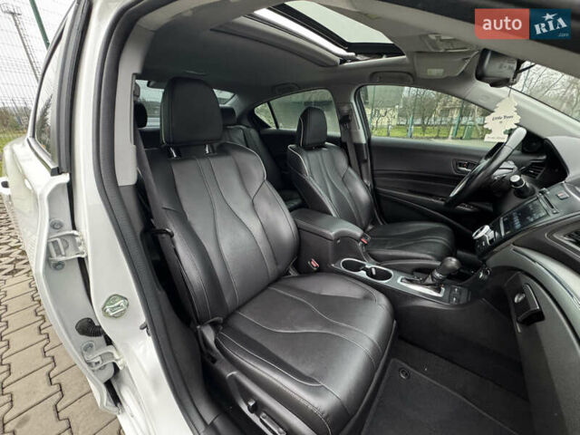 Белый Акура ИЛХ, объемом двигателя 2.36 л и пробегом 57 тыс. км за 13700 $, фото 43 на Automoto.ua