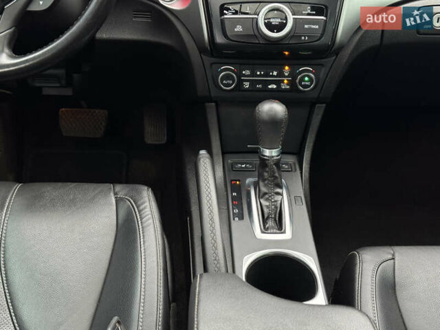 Белый Акура ИЛХ, объемом двигателя 2.36 л и пробегом 57 тыс. км за 13700 $, фото 38 на Automoto.ua