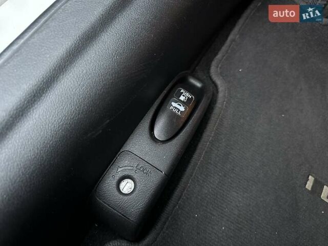 Белый Акура ИЛХ, объемом двигателя 2.36 л и пробегом 16 тыс. км за 18700 $, фото 21 на Automoto.ua