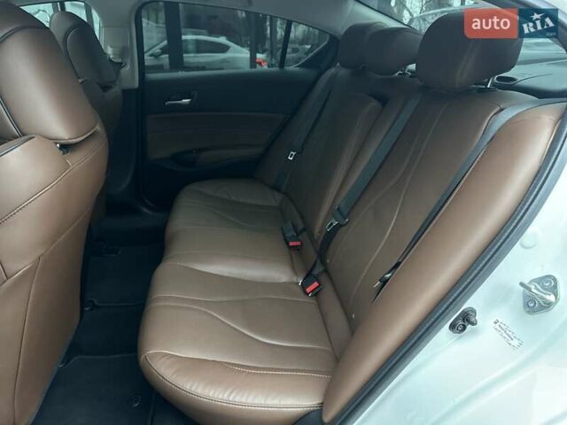 Белый Акура ИЛХ, объемом двигателя 2.36 л и пробегом 16 тыс. км за 18700 $, фото 30 на Automoto.ua