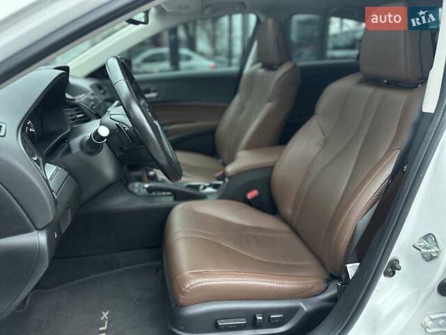 Белый Акура ИЛХ, объемом двигателя 2.36 л и пробегом 16 тыс. км за 18700 $, фото 17 на Automoto.ua