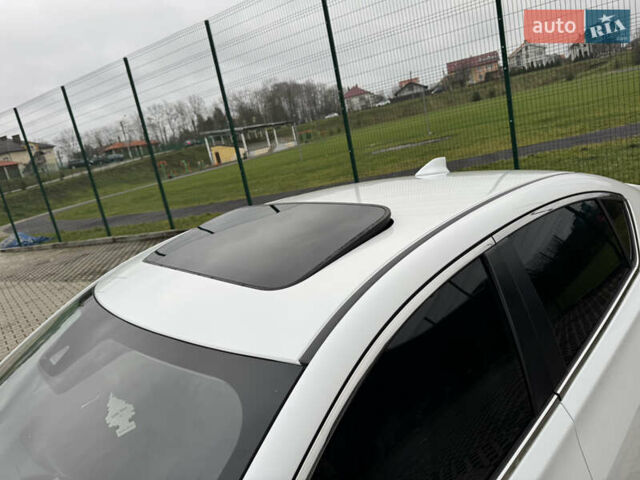 Белый Акура ИЛХ, объемом двигателя 2.36 л и пробегом 57 тыс. км за 13700 $, фото 21 на Automoto.ua