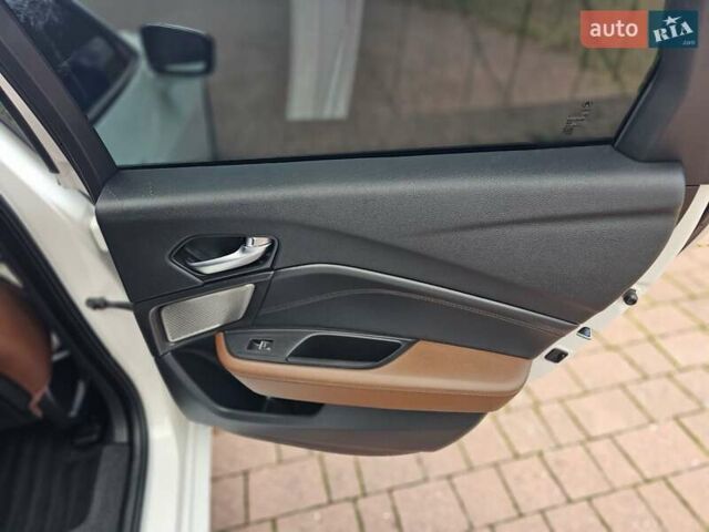 Белый Акура ИЛХ, объемом двигателя 2 л и пробегом 55 тыс. км за 25499 $, фото 43 на Automoto.ua