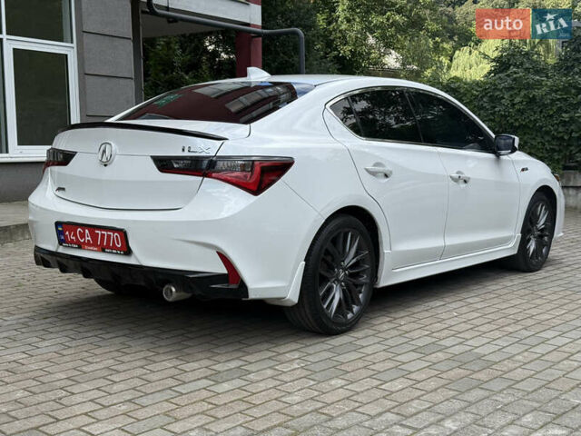 Белый Акура ИЛХ, объемом двигателя 2.36 л и пробегом 44 тыс. км за 16500 $, фото 4 на Automoto.ua
