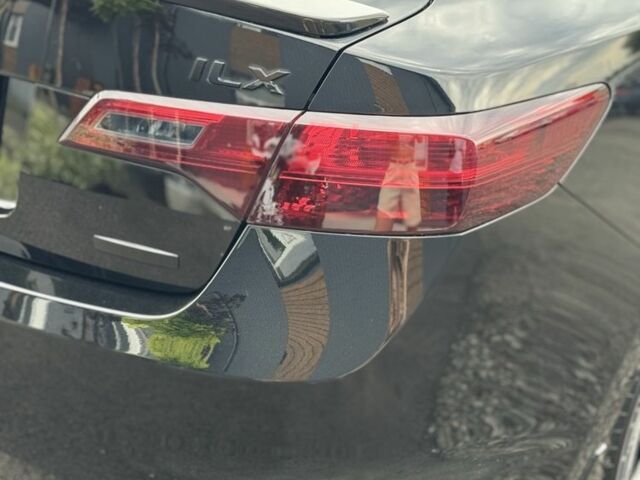 Черный Акура ИЛХ, объемом двигателя 1.5 л и пробегом 249 тыс. км за 8900 $, фото 9 на Automoto.ua