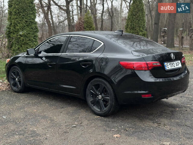 Чорний Акура ІЛХ, об'ємом двигуна 2 л та пробігом 260 тис. км за 8850 $, фото 4 на Automoto.ua