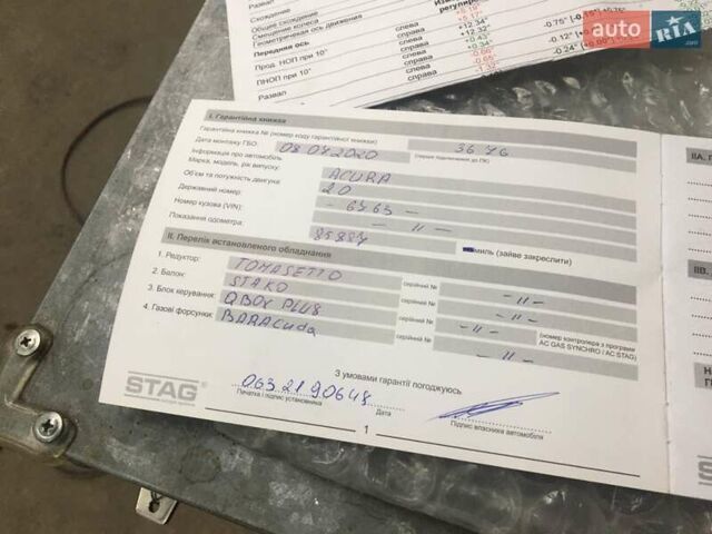 Чорний Акура ІЛХ, об'ємом двигуна 2 л та пробігом 194 тис. км за 11800 $, фото 62 на Automoto.ua