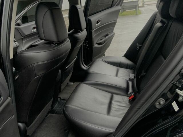 Черный Акура ИЛХ, объемом двигателя 2 л и пробегом 225 тыс. км за 9600 $, фото 13 на Automoto.ua