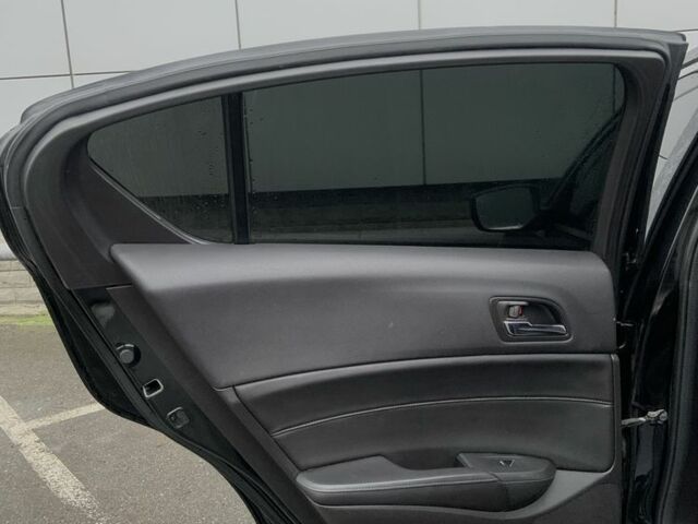 Черный Акура ИЛХ, объемом двигателя 2 л и пробегом 225 тыс. км за 9600 $, фото 17 на Automoto.ua