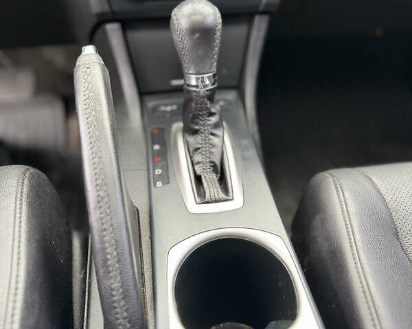 Черный Акура ИЛХ, объемом двигателя 2.35 л и пробегом 134 тыс. км за 11900 $, фото 37 на Automoto.ua