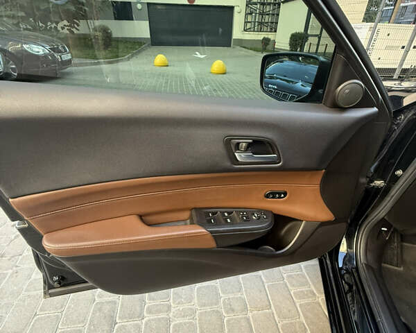 Чорний Акура ІЛХ, об'ємом двигуна 2.4 л та пробігом 66 тис. км за 17000 $, фото 18 на Automoto.ua