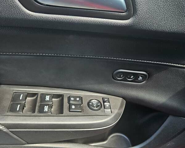 Красный Акура ИЛХ, объемом двигателя 2.4 л и пробегом 70 тыс. км за 17500 $, фото 13 на Automoto.ua