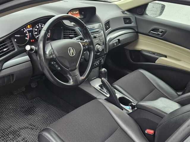 Серый Акура ИЛХ, объемом двигателя 2 л и пробегом 107 тыс. км за 9800 $, фото 5 на Automoto.ua