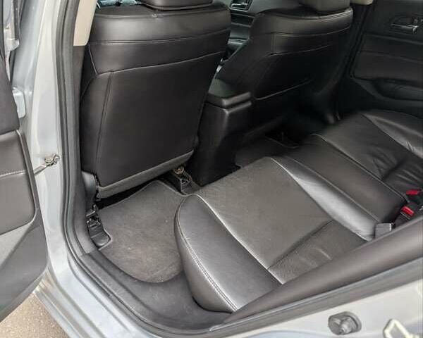 Серый Акура ИЛХ, объемом двигателя 2 л и пробегом 189 тыс. км за 9000 $, фото 10 на Automoto.ua