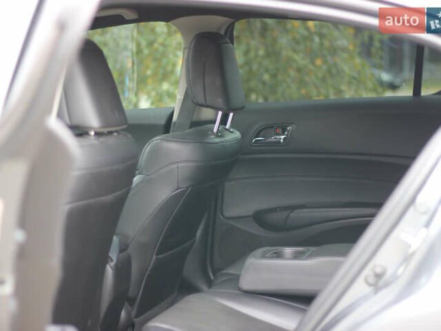 Серый Акура ИЛХ, объемом двигателя 2 л и пробегом 131 тыс. км за 9500 $, фото 23 на Automoto.ua