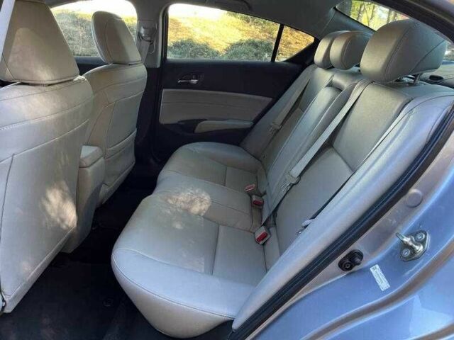 Сірий Акура ІЛХ, об'ємом двигуна 2.4 л та пробігом 48 тис. км за 2700 $, фото 14 на Automoto.ua