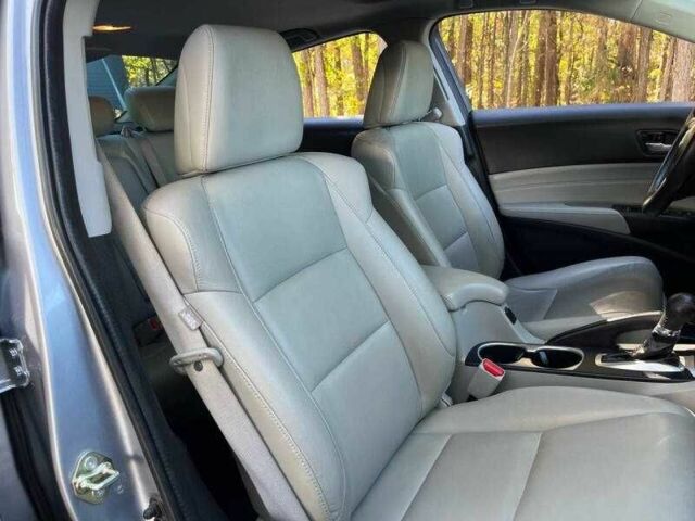 Сірий Акура ІЛХ, об'ємом двигуна 2.4 л та пробігом 48 тис. км за 2700 $, фото 13 на Automoto.ua