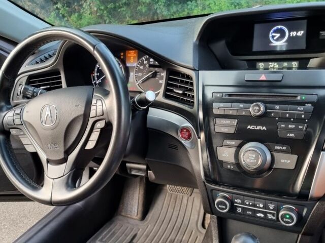 Серый Акура ИЛХ, объемом двигателя 2.4 л и пробегом 106 тыс. км за 11700 $, фото 2 на Automoto.ua