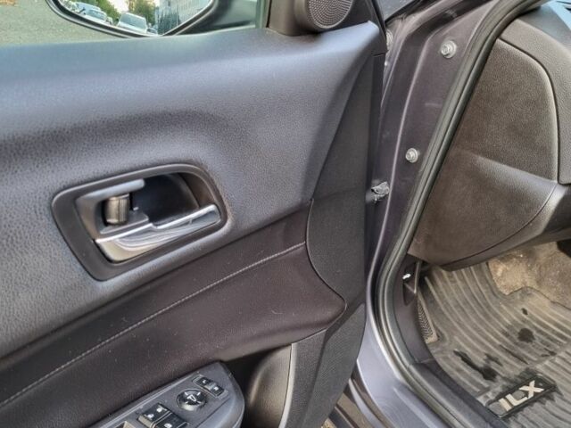 Серый Акура ИЛХ, объемом двигателя 2.4 л и пробегом 106 тыс. км за 11700 $, фото 10 на Automoto.ua