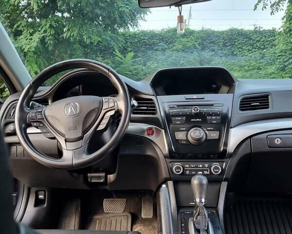 Серый Акура ИЛХ, объемом двигателя 2.4 л и пробегом 106 тыс. км за 12100 $, фото 9 на Automoto.ua