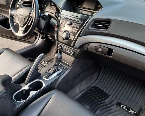 Сірий Акура ІЛХ, об'ємом двигуна 2.4 л та пробігом 106 тис. км за 12200 $, фото 1 на Automoto.ua