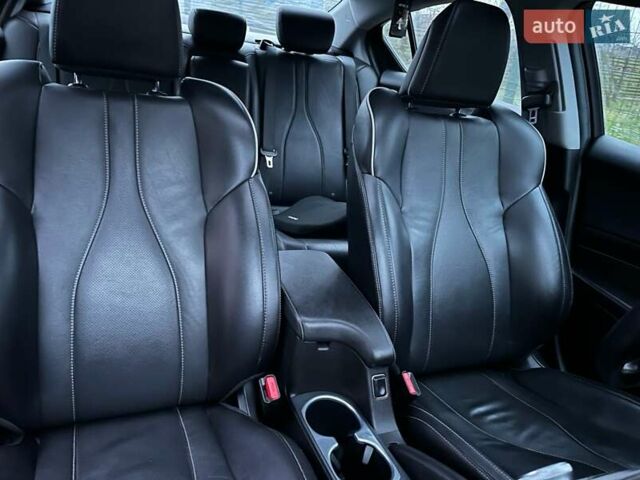 Серый Акура ИЛХ, объемом двигателя 2.35 л и пробегом 53 тыс. км за 18000 $, фото 9 на Automoto.ua