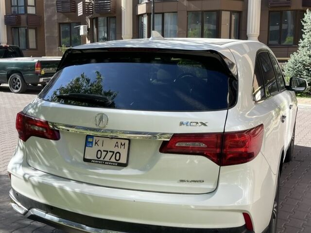 Белый Акура МДХ, объемом двигателя 3.5 л и пробегом 109 тыс. км за 26800 $, фото 1 на Automoto.ua