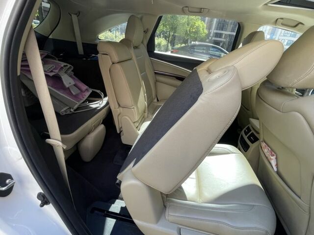 Белый Акура МДХ, объемом двигателя 3.5 л и пробегом 109 тыс. км за 26800 $, фото 3 на Automoto.ua