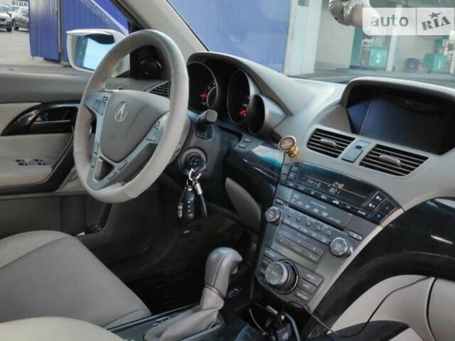 Белый Акура МДХ, объемом двигателя 3.7 л и пробегом 225 тыс. км за 15500 $, фото 16 на Automoto.ua