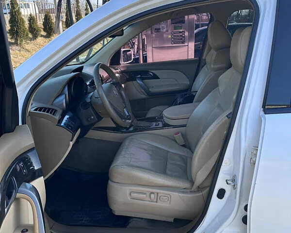 Белый Акура МДХ, объемом двигателя 3.66 л и пробегом 160 тыс. км за 11300 $, фото 13 на Automoto.ua