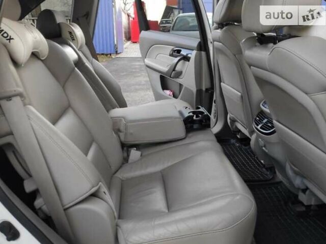 Белый Акура МДХ, объемом двигателя 3.7 л и пробегом 225 тыс. км за 15500 $, фото 25 на Automoto.ua