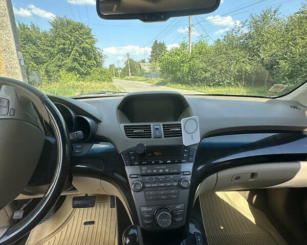 Белый Акура МДХ, объемом двигателя 3.66 л и пробегом 202 тыс. км за 12500 $, фото 9 на Automoto.ua