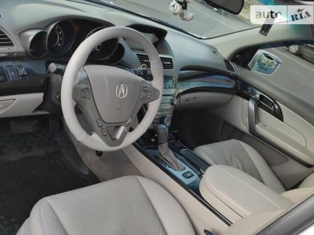 Белый Акура МДХ, объемом двигателя 3.7 л и пробегом 225 тыс. км за 15500 $, фото 9 на Automoto.ua