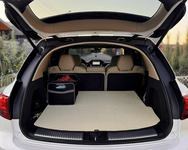 Белый Акура МДХ, объемом двигателя 3.5 л и пробегом 220 тыс. км за 18500 $, фото 46 на Automoto.ua