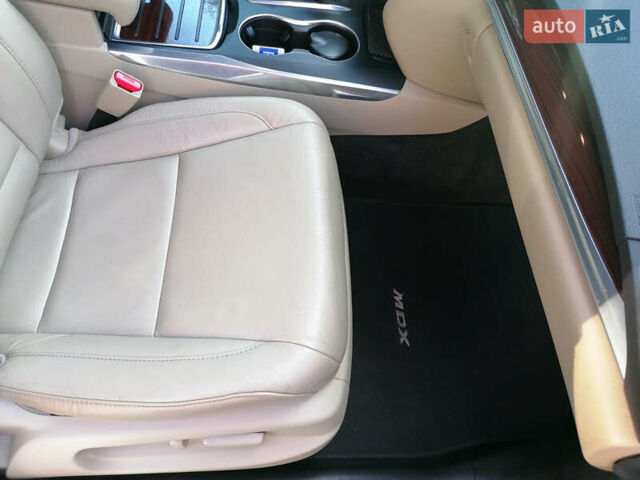 Белый Акура МДХ, объемом двигателя 3.5 л и пробегом 220 тыс. км за 13950 $, фото 30 на Automoto.ua