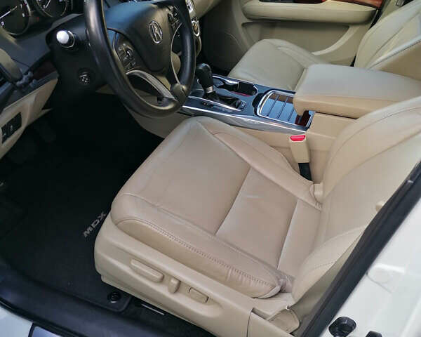 Белый Акура МДХ, объемом двигателя 3.5 л и пробегом 220 тыс. км за 13950 $, фото 24 на Automoto.ua