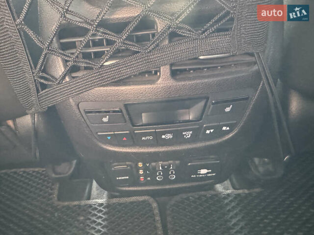 Акура МДХ 2015 у Києві на Automoto.ua Білий Акура МДХ, об'ємом двигуна 3.47 л та пробігом 230 тис. км за 19490 $, фото 33 на Automoto.ua