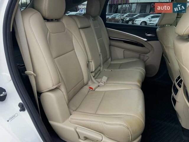 Белый Акура МДХ, объемом двигателя 3.47 л и пробегом 130 тыс. км за 18990 $, фото 10 на Automoto.ua