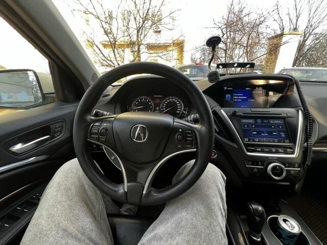 Белый Акура МДХ, объемом двигателя 3.5 л и пробегом 245 тыс. км за 17500 $, фото 4 на Automoto.ua