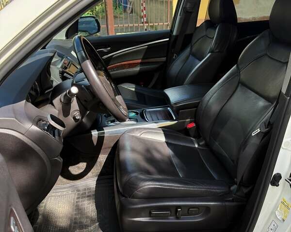 Белый Акура МДХ, объемом двигателя 3.47 л и пробегом 148 тыс. км за 26500 $, фото 13 на Automoto.ua